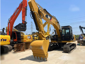 Crawler excavator CATERPILLAR 320D: picture 3