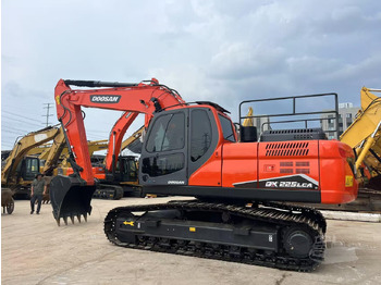 Crawler excavator DOOSAN DX225LC