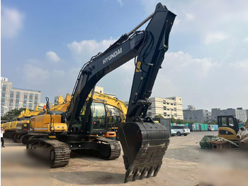 Crawler excavator HYUNDAI HX300 LR: picture 2