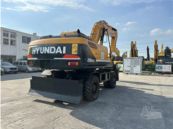 Wheel excavator HYUNDAI ROBEX 210W-9: picture 2