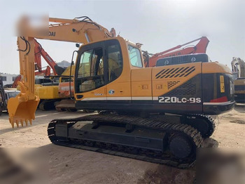 Crawler excavator HYUNDAI