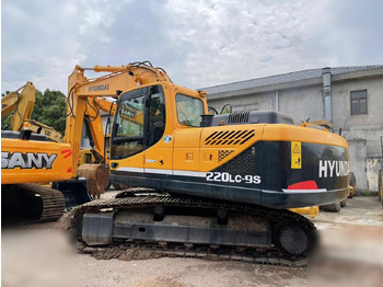 Crawler excavator HYUNDAI