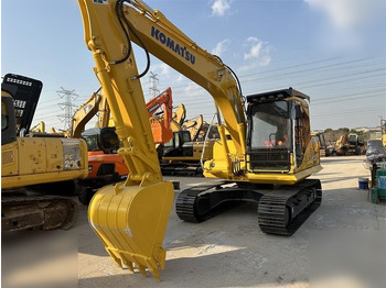 Crawler excavator KOMATSU PC130-7: picture 4