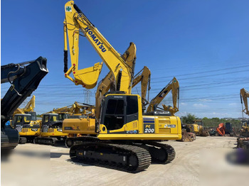 KOMATSU PC200-8 leasing KOMATSU PC200-8: picture 2 KOMATSU PC200-8 leasing KOMATSU PC200-8: picture 2