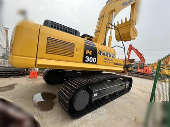 Crawler excavator KOMATSU PC300-8: picture 3