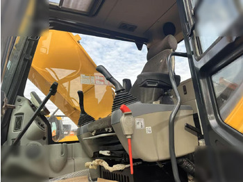 Crawler excavator LIUGONG 926E: picture 3