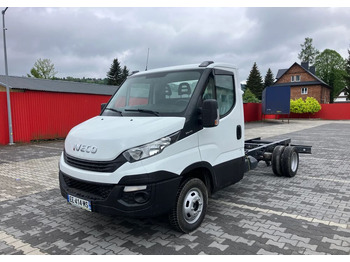 Cab chassis truck IVECO Daily 35c13