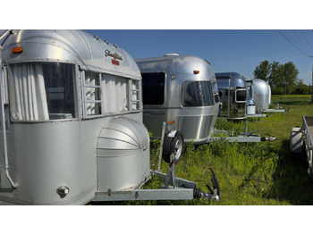 1992 Airstream Classic 1992 Airstream Classic – Fully Rebuilt Vintage Travel Trailer leasing 1992 Airstream Classic 1992 Airstream Classic – Fully Rebuilt Vintage Travel Trailer: picture 3