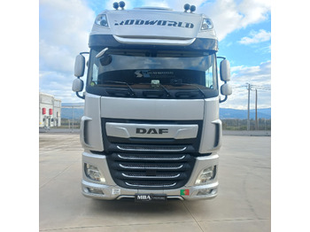 Tractor unit DAF XF 530
