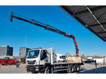 Dropside/ Flatbed truck IVECO Trakker
