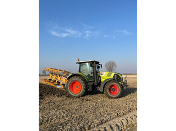 Farm tractor Claas Arion 630: picture 2