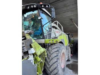 Forage harvester CLAAS Jaguar 970