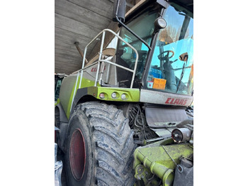 Forage harvester CLAAS Jaguar 970