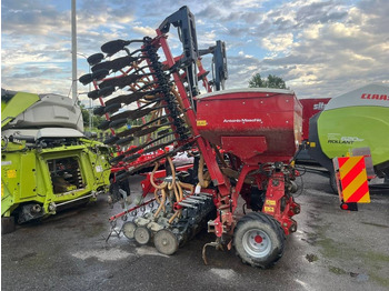 Precision sowing machine