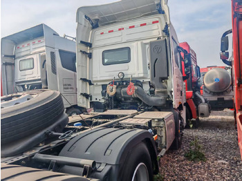 Tractor unit Auman 6×4: picture 5 Tractor unit Auman 6×4: picture 5