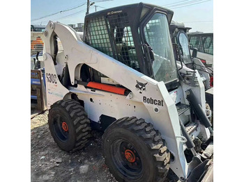 Skid steer loader BOBCAT S300