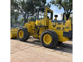 Wheel loader KOMATSU WA320