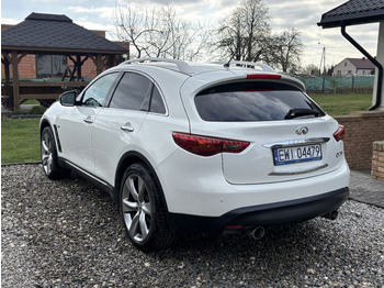 SUV Infiniti QX70 FX30 Diesel V6 Euro6: picture 5