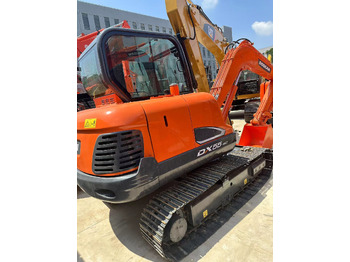 Crawler excavator DOOSAN DX55-9C: picture 2