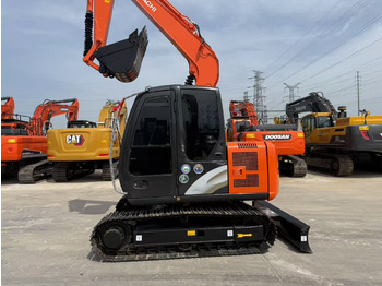 Crawler excavator HITACHI ZX70
