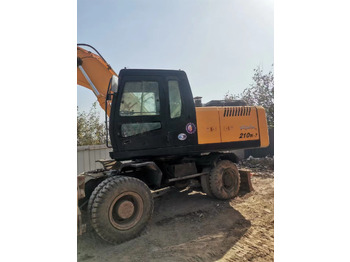 Wheel excavator HYUNDAI R210
