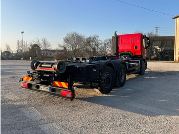 New Hook lift truck IVECO X-WAY AD260 NUOVO TARGATO SCARRABILE: picture 4