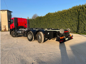 New Hook lift truck IVECO X-WAY AD260 NUOVO TARGATO SCARRABILE: picture 3