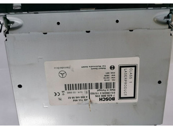 Cab and interior for Truck RADIO MERCEDES ACTROS MP4 A 000 446 66 62: picture 3