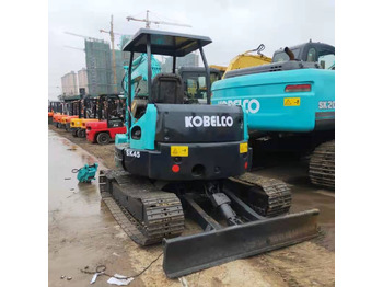 Mini excavator KOBELCO SK45: picture 2