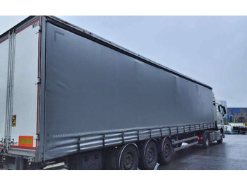 Curtainsider semi-trailer