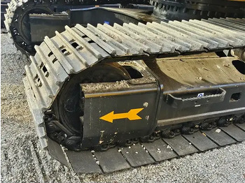 Crawler excavator 2022 Caterpillar 320D: picture 4
