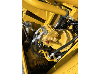 Crawler excavator 2023 Komatsu PC400-8: picture 4