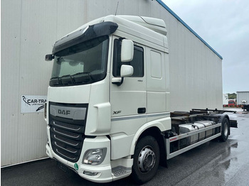 Container transporter/ Swap body truck DAF XF 460