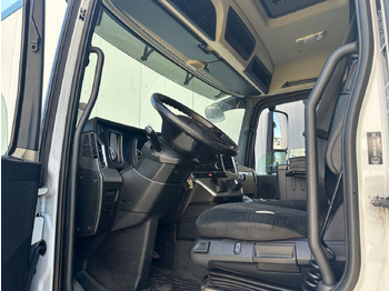 Container transporter/ Swap body truck Mercedes-Benz Actros 1946: picture 4