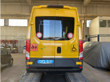 School bus Iveco Daily: picture 5