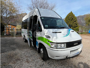 Minibus IVECO Daily