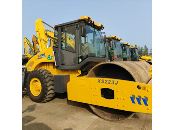 Road roller XCMG XS223J