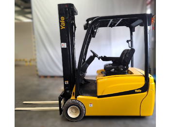 Electric forklift YALE