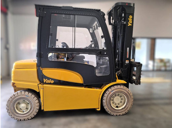 Electric forklift YALE