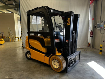 Electric forklift YALE