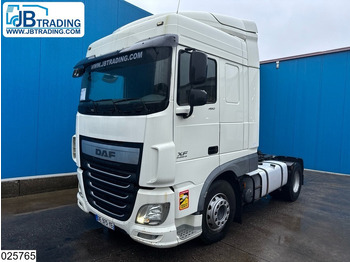 Tractor unit DAF XF 460