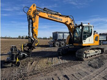 Crawler excavator LIEBHERR R 920