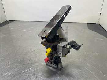 Cab and interior for Construction machinery O & K L25.5-Safim 191826/FP3-Brake pedal/Bremspedal: picture 3 Cab and interior for Construction machinery O & K L25.5-Safim 191826/FP3-Brake pedal/Bremspedal: picture 3