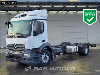 Cab chassis truck MERCEDES-BENZ Actros