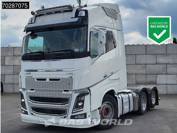 Tractor unit VOLVO FH16 750