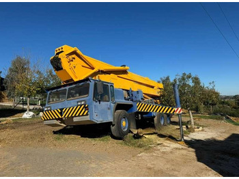 Mobile crane