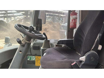 Wheel loader Liebherr L576: picture 5