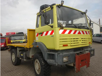 Box truck RENAULT TRM