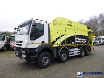 Vacuum truck IVECO Trakker