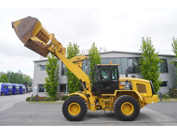 Wheel loader CATERPILLAR 930M